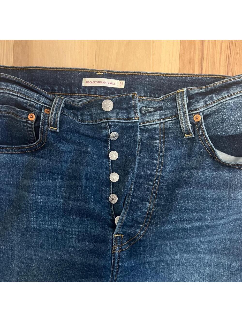 Levi's Ribcage Straight Ankle Jeans – Women's Size 31 x 27 - Picture 2 of 7